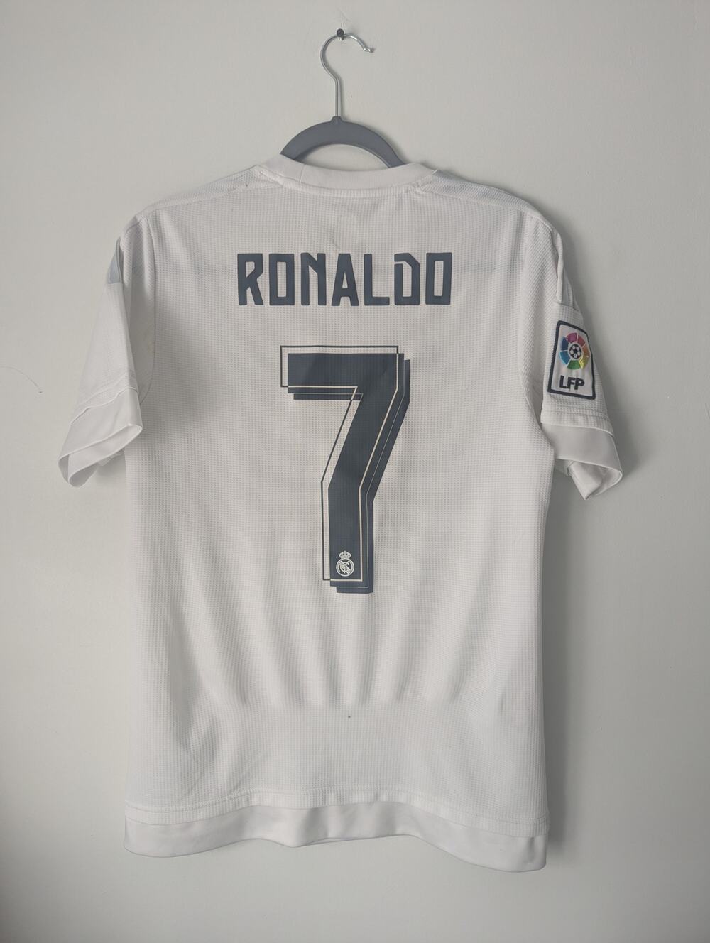 Real Madrid Ronaldo Jersey Small Soccer Football Shirt